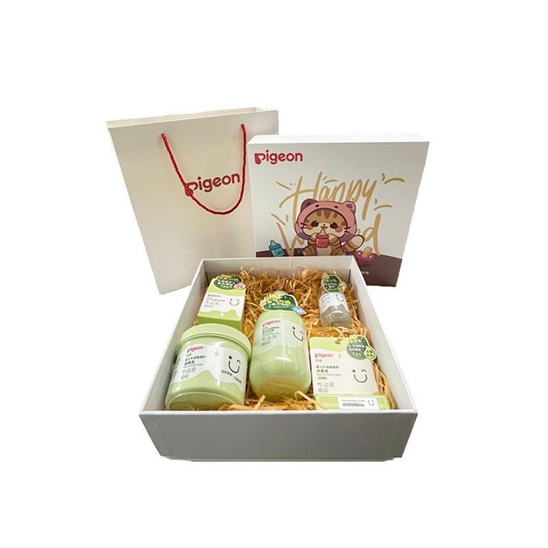 贝亲洗护礼盒套装新生婴儿牛油果润肤乳初生宝宝桃叶精华洗发沐浴