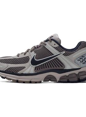 Nike耐克男鞋2025秋季新款 ZOOM VOMERO 5 复古运动休闲鞋FB9149