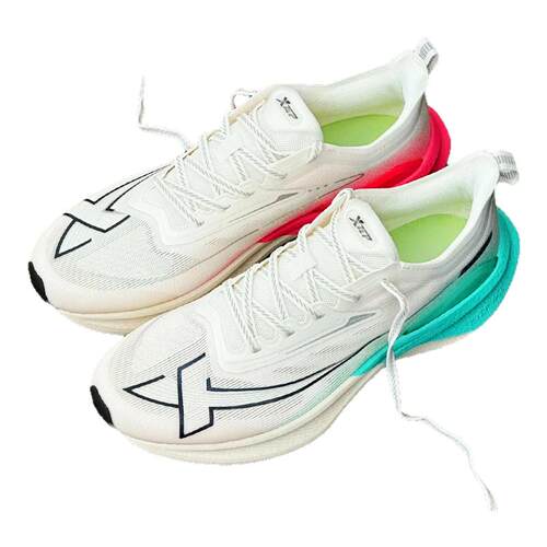 特步鸳鸯色男女同款两千公里二代