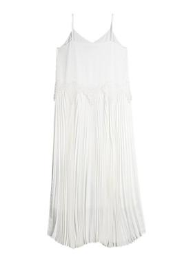 ELLE法式白色风琴褶吊带长裙女2025秋季新款优雅海边度假连衣裙