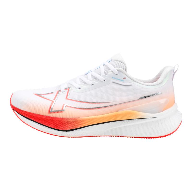 特步两千公里三代跑鞋