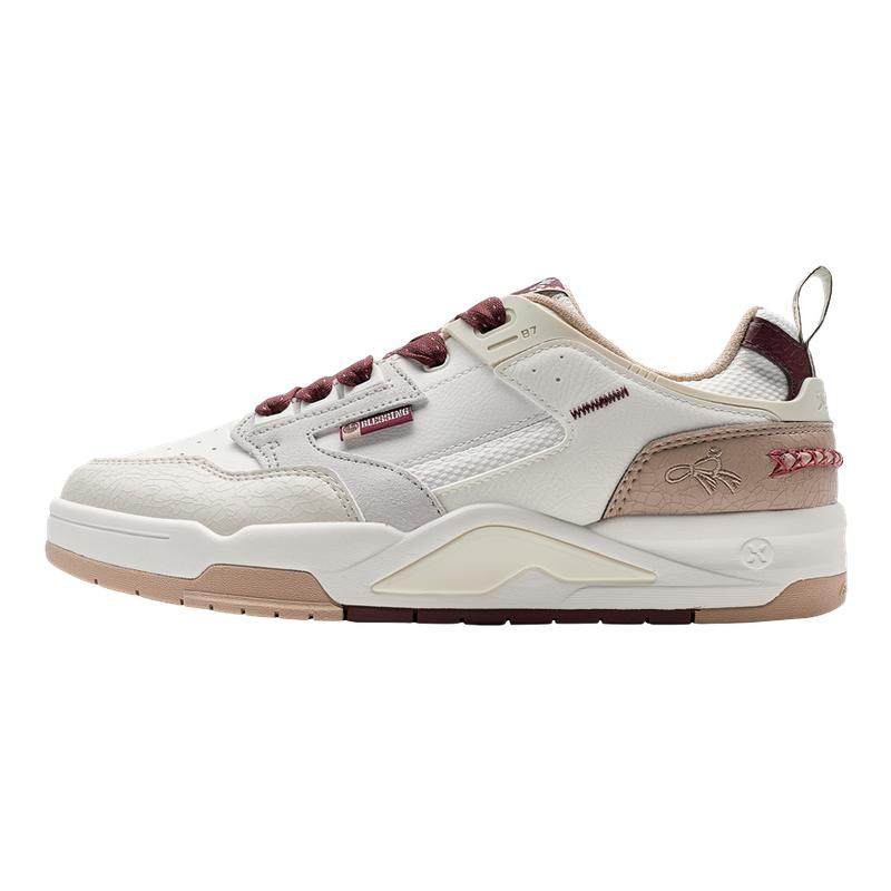 【王鹤棣同款】特步新晖情侣经典板鞋2026新款男鞋运动鞋女鞋,流行男鞋,时尚休闲鞋,淘宝优惠券,粉丝福利购,淘宝优惠卷