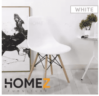 9.9 Homez Eames Lounge Chair