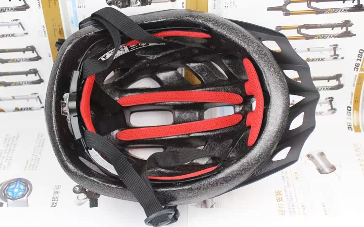 Casque cycliste - Ref 2235879 Image 12