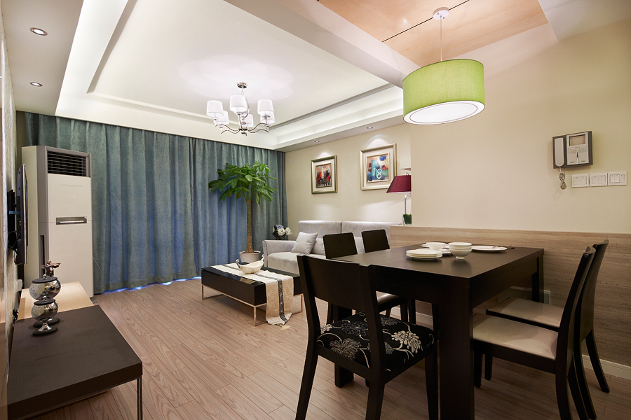 U型厨房装修效果图大全 木纹橱柜效果图_4