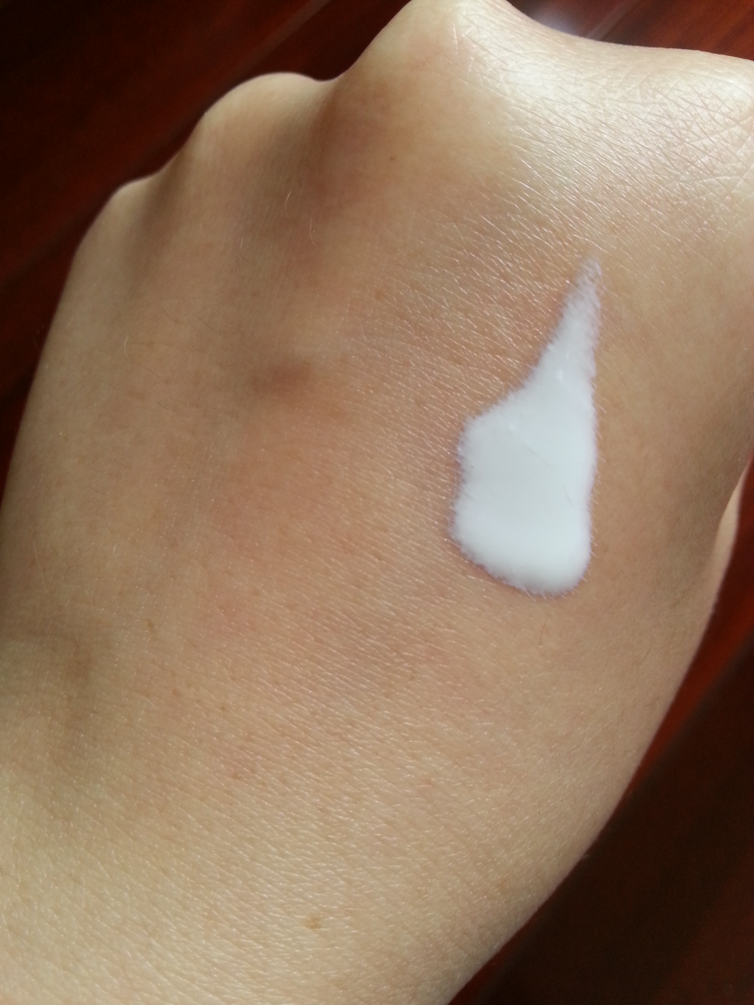 水感倍护防晒露