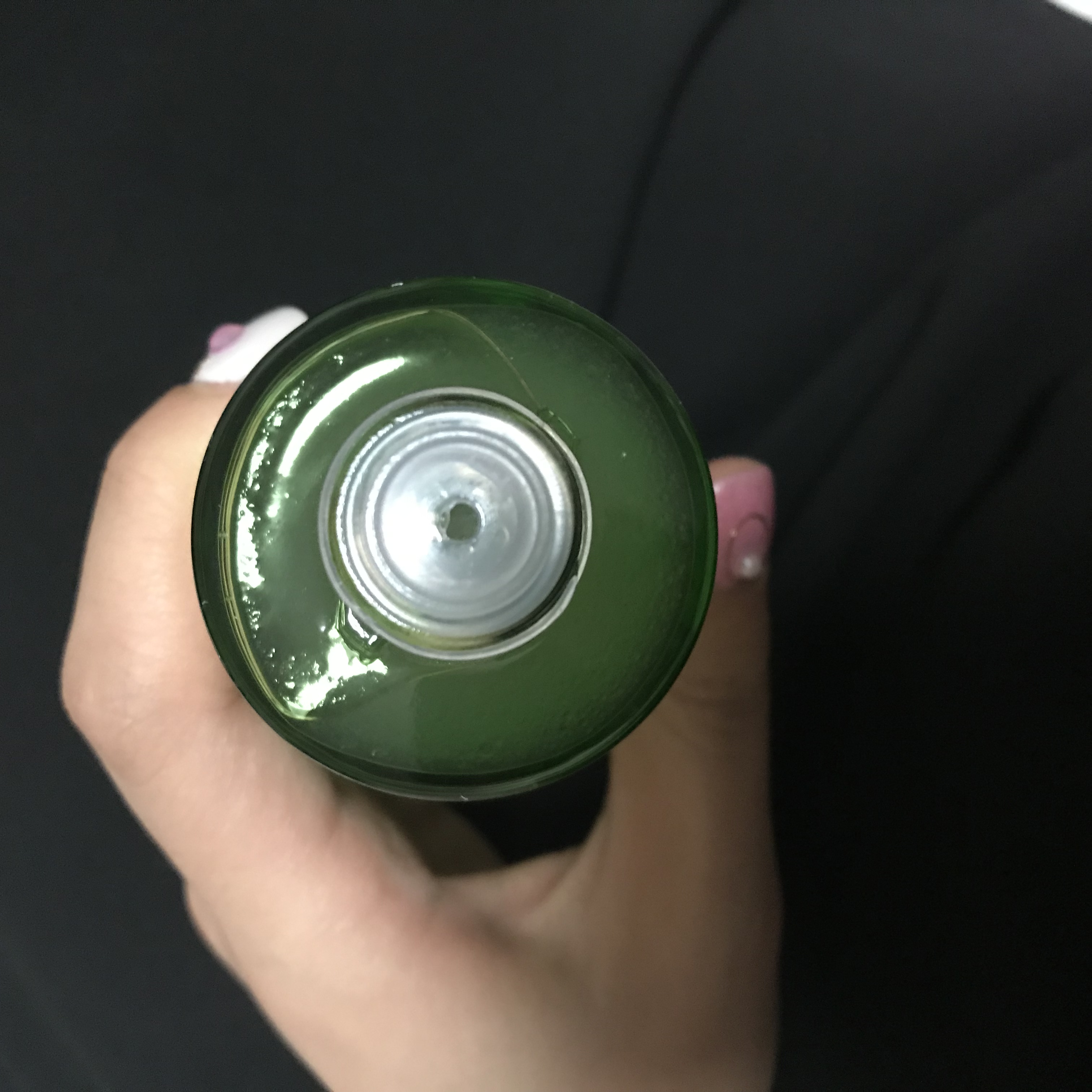 相宜本草睡莲水灵肌沁润精华露