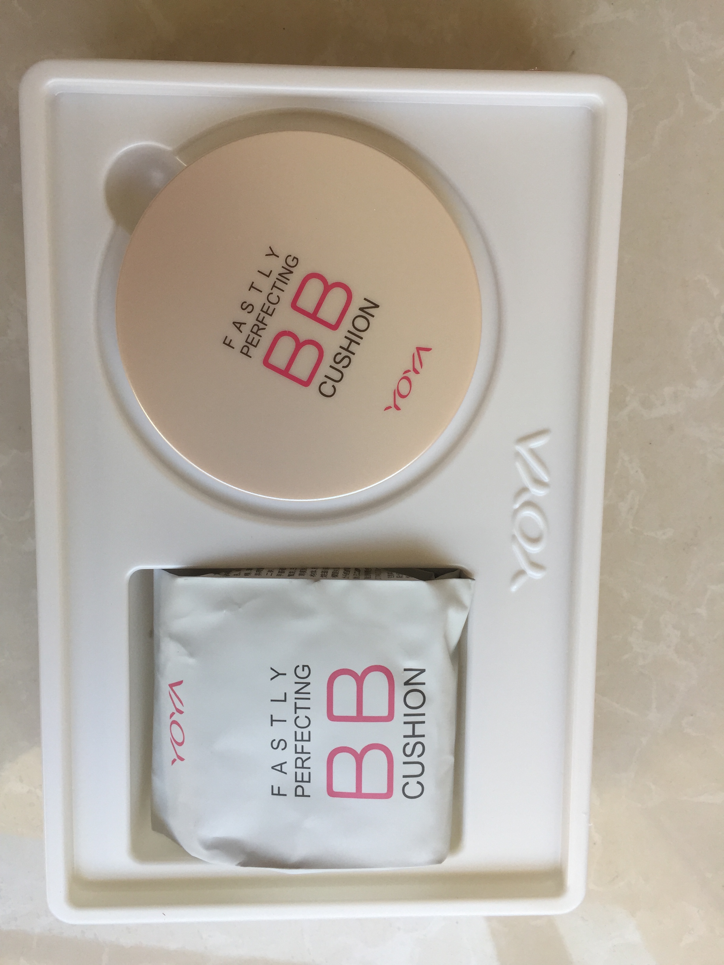 悠雅裸妆气垫BB美颜遮瑕控油怎么样有用吗，母女俩使用一个月效果对比,第3张