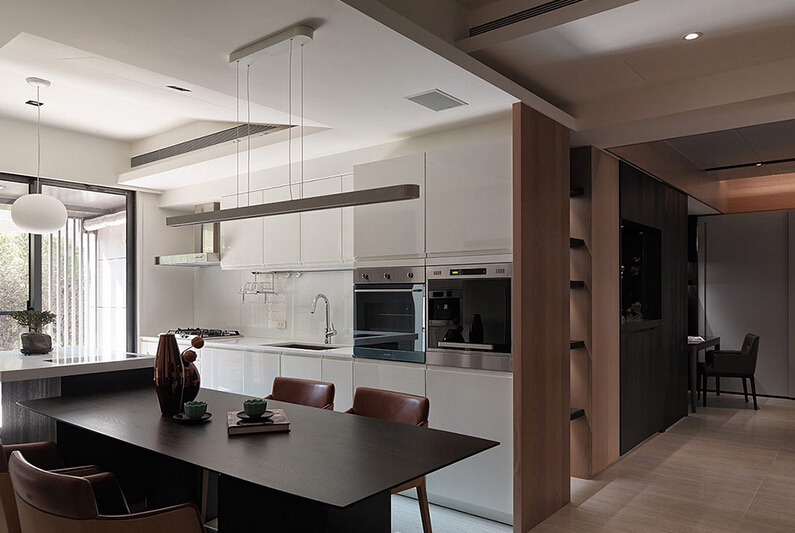 现代阳台铝合金玻璃门效果图 卫生间实木门效果图_5