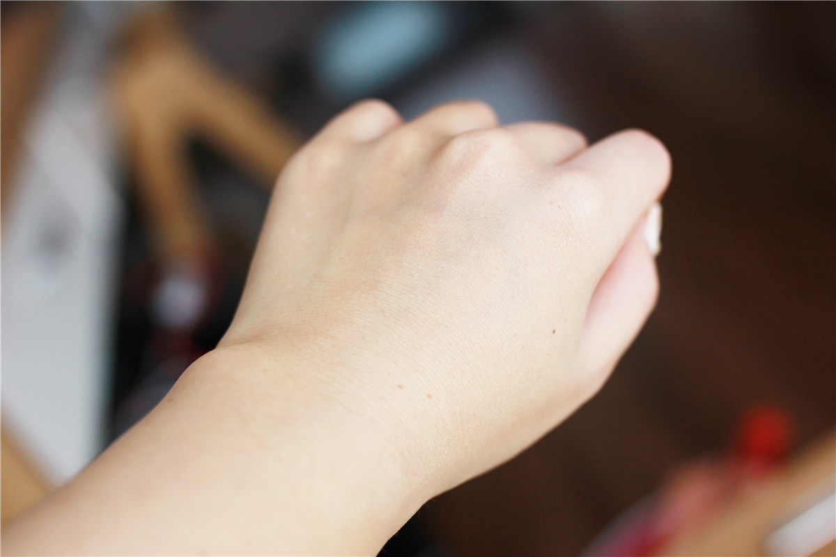 自然堂雪润皙白多重防晒隔离霜