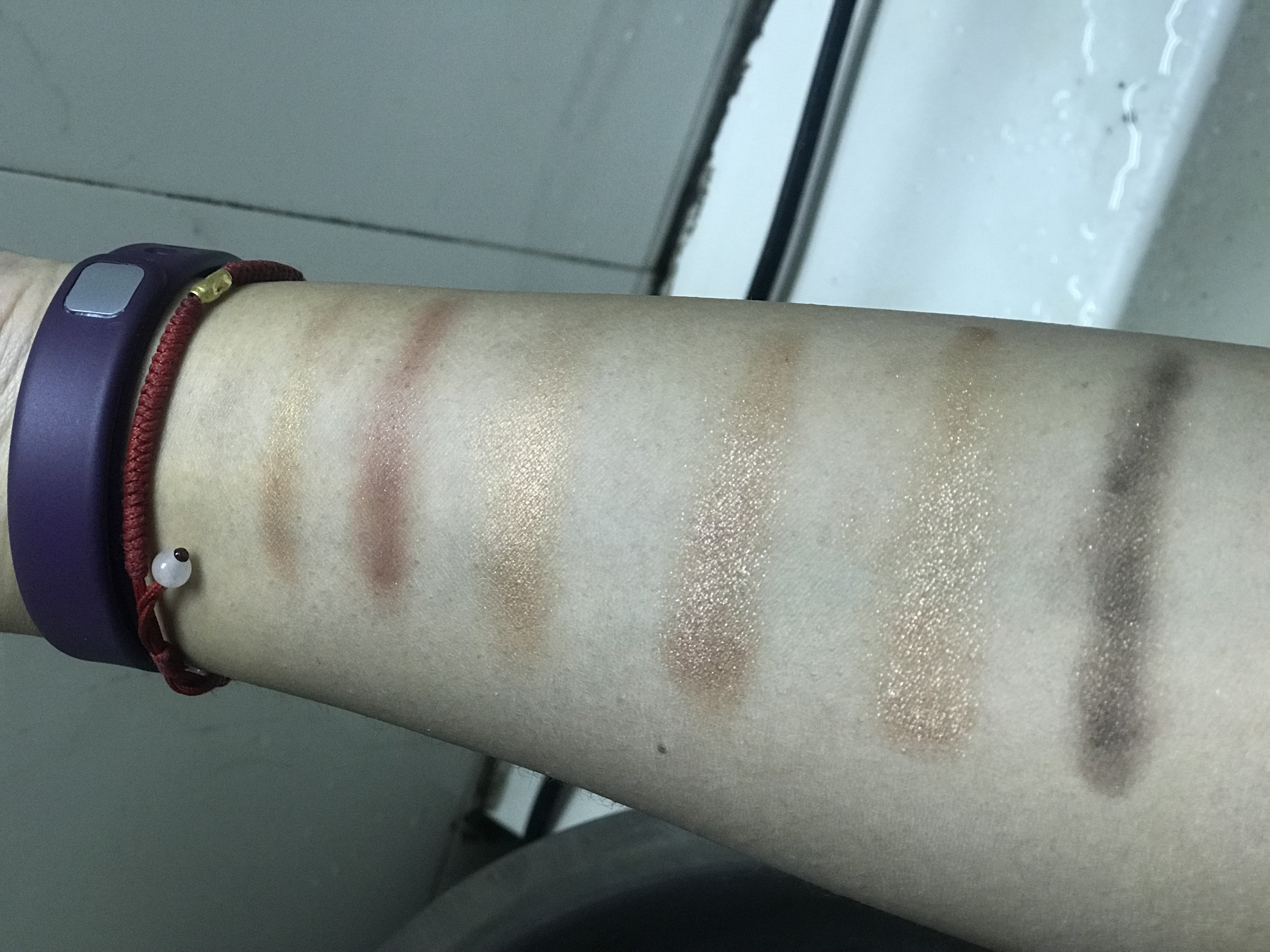 魅可个性戏精眼影豹纹盘是正规厂商生产的吗？效果好吗？亲自使用后评测,第5张