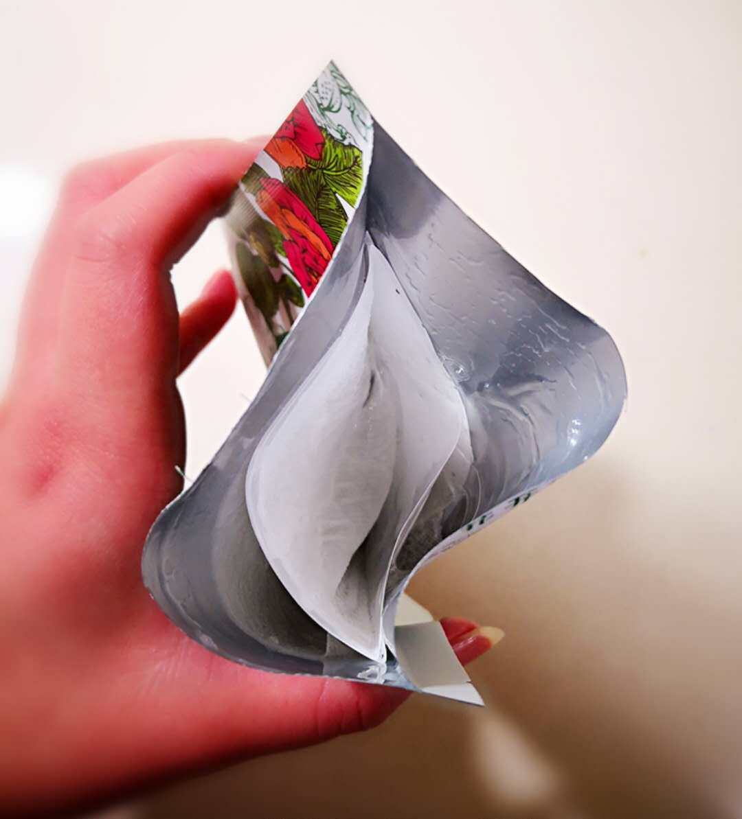 新上市相宜本草花开面膜花蜜养颜