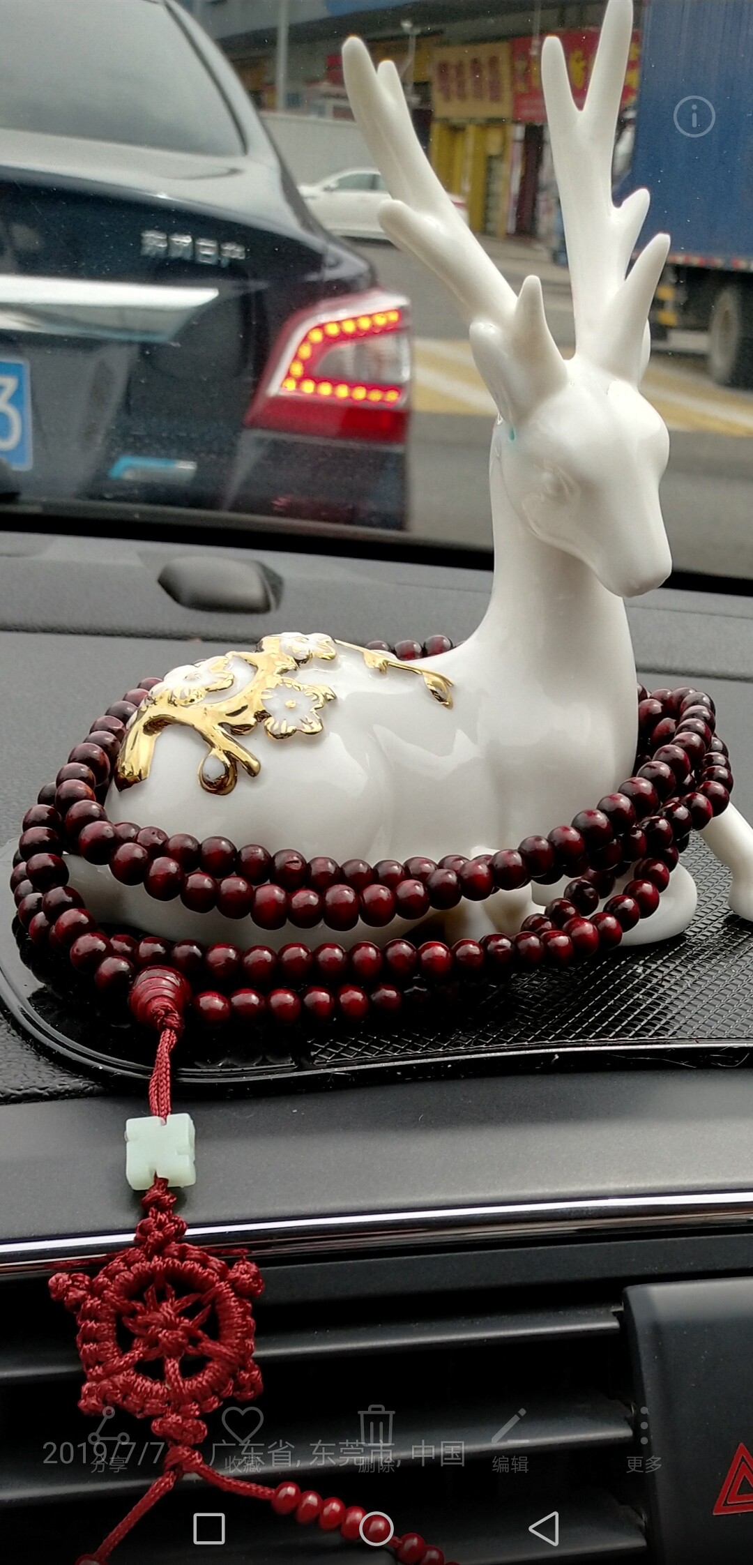 车内饰品摆件汽车车载香水怎么样是哪个国家的牌子，热门产品亲自试验_搜券