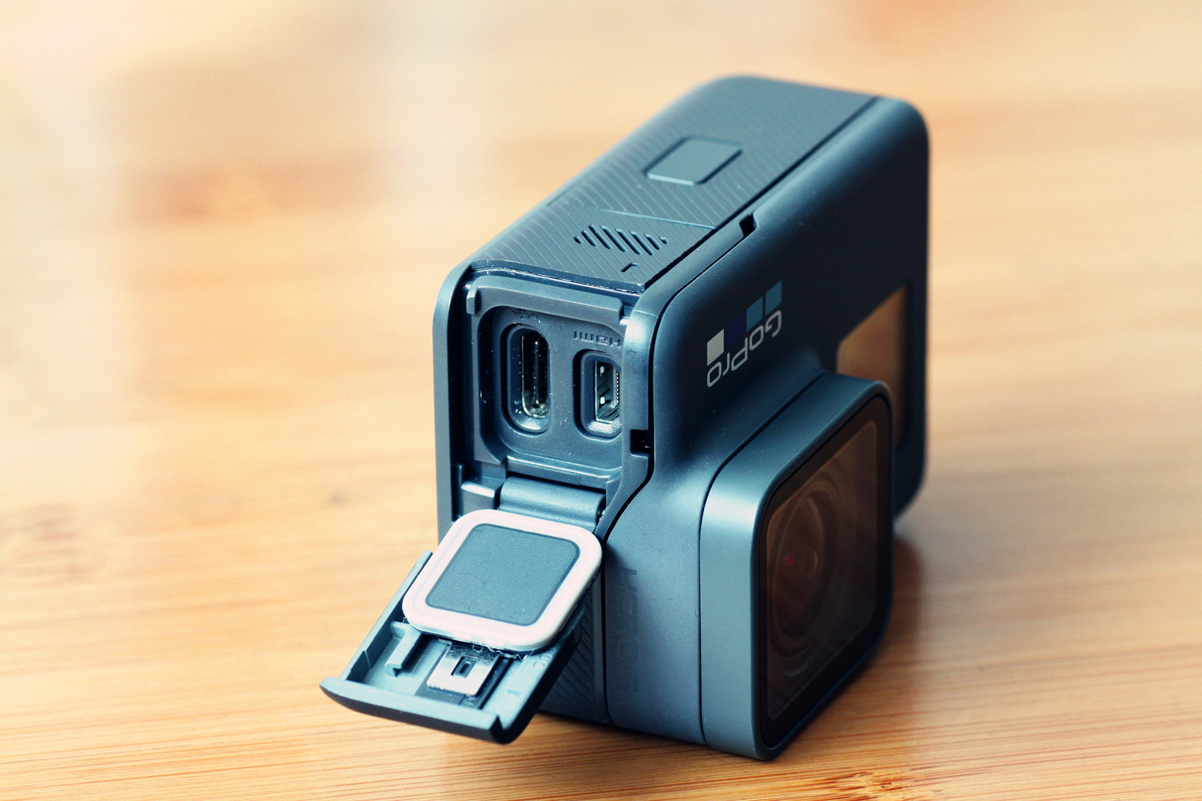 了解gopro hero5和6哪个好?GoPro HERO 6 BLACK数码运动相机怎么样评测分享!