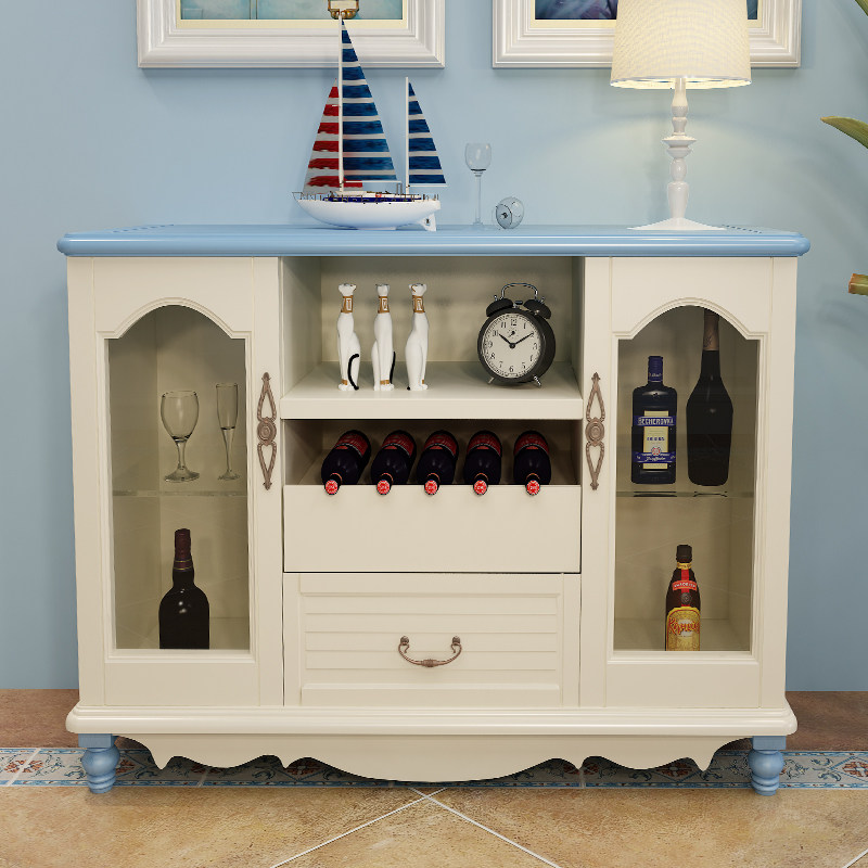 ŷ����ɳ���к���ɫ�ͱ߹�D-3