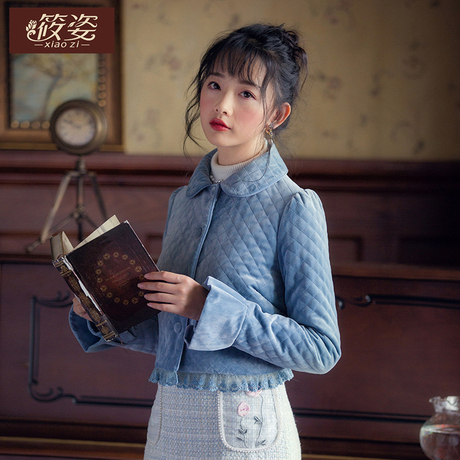 筱姿2017秋冬新款女装复古蕾丝绣花外套喇叭袖保暖棉服商品大图