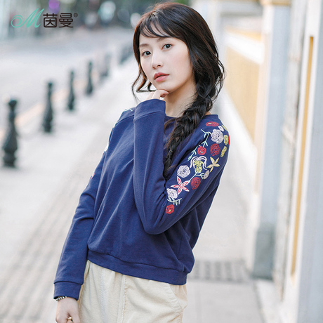 茵曼2018春新款圆领绣花宽松百搭长袖针织卫衣女F1881021701商品大图