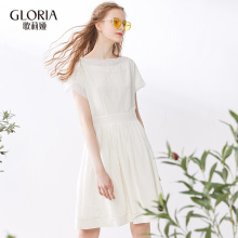 GLORIA/歌莉娅女装2018夏季一字领拼花边连衣裙185K4B9P0图片