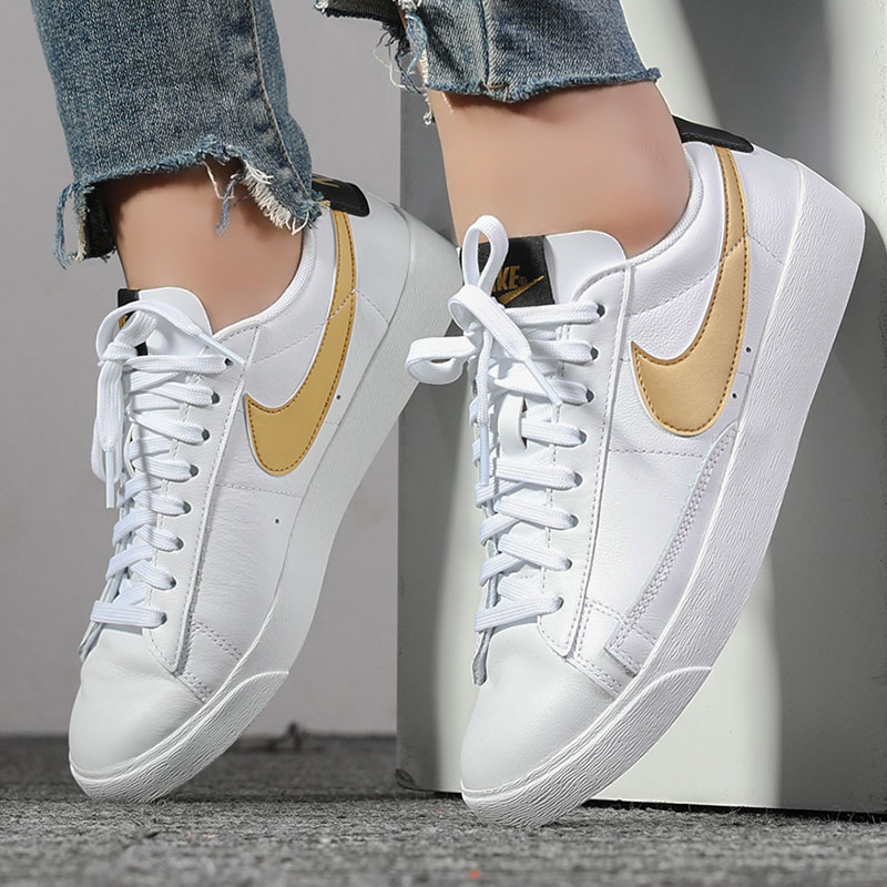 Nike Nike Women's Shoe 2019 New Sports Shoe BLAZER Gold Hook Small White Shoe Casual Board Shoe AV9370