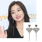 YoungWon韩国正品 黑水晶蝴蝶超长款 TWICE志效同款 耳环925银针