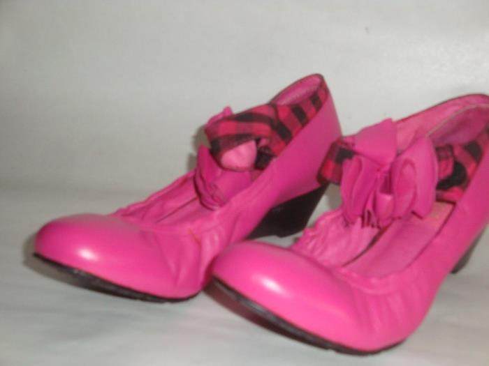 黑色方口搭袢妈妈鞋红格子防滑手工布鞋复古女