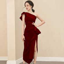 红色连衣裙女气质礼服名媛时尚修身斜肩礼服裙2019新款女神范衣服