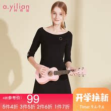 阿依莲2018秋季新款季赫本气质黑色中长款时尚百搭性感收腰连衣裙图片