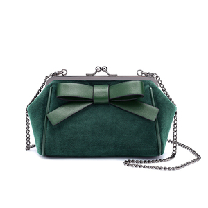 百搭链条丝绒迷你小方包