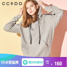 CCDD2018冬新品专柜正品宽松时尚卫衣贴布圆领宽松休闲连帽套头衫图片