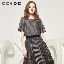 CCDD2018秋装新品专柜正品时尚亮丝短袖圆领T恤女舒适短款上衣潮图片