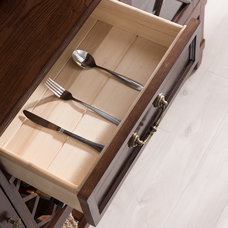 �����۶���ʽʵľ�ͱ߹�LYY1078