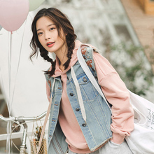 茵曼2018秋装新款翻领绣花毛边文艺短款马甲外套女F1883072852图片