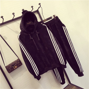 秋冬加绒加厚宽松运动服