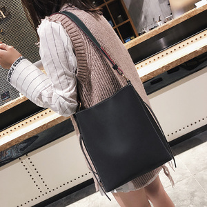 chic水桶包女潮单肩包