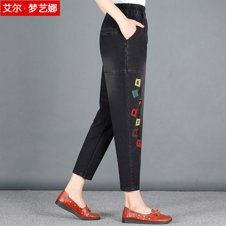 妈妈裤子春秋款高腰宽松中老年女裤绣花中年女装哈伦萝卜牛仔长裤商品大图