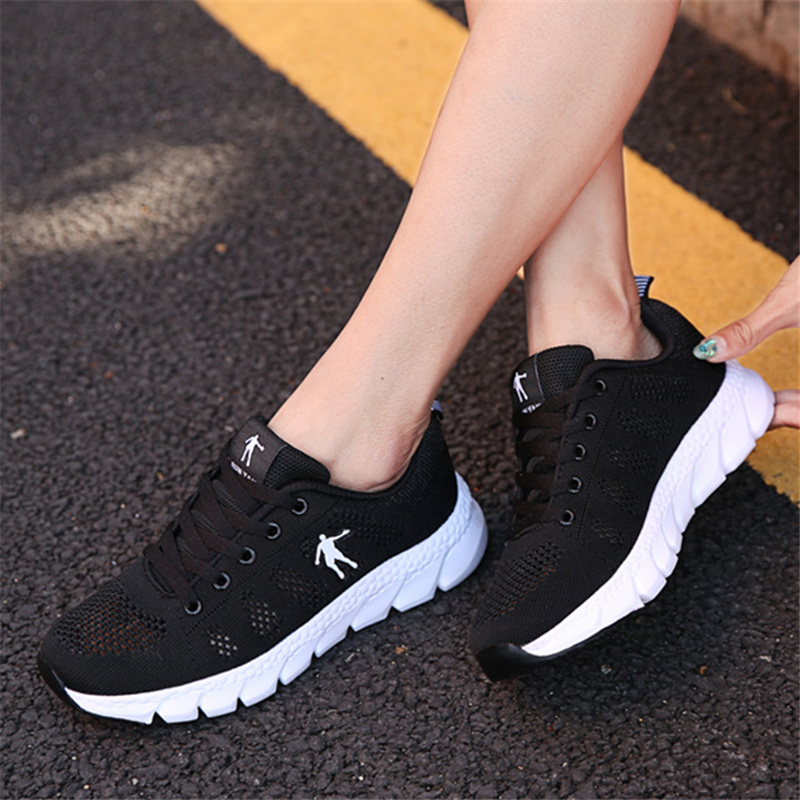 Jordan Women's Running Shoes Women's 2019 Summer Mesh Breathable Casual Shoes Large Lightweight Single Mesh Hollow Sneakers