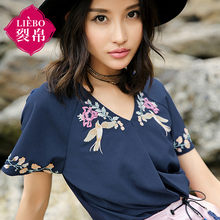 裂帛女装2018夏装新款唯美气质V领显瘦民族风刺绣短袖雪纺衫图片