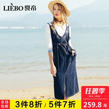 裂帛2018夏新款 吊带V领腰带装饰刺绣个性前开叉收腰牛仔连衣裙女图片