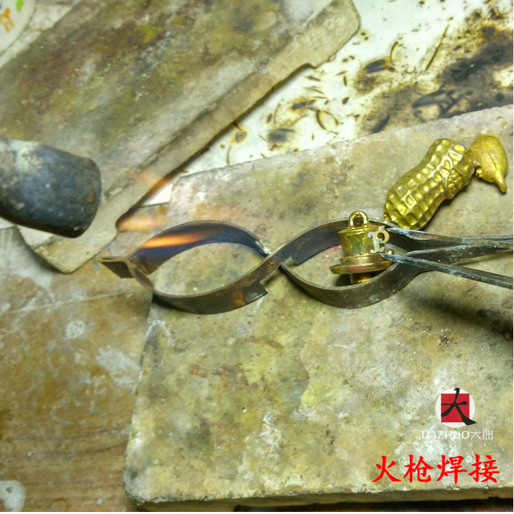 烟台玉器批发：传统手工艺的新活力