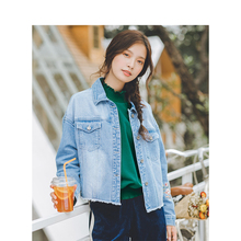 茵曼旗舰店2018秋装新款棉质文艺绣花磨白毛边牛仔外套女短款图片