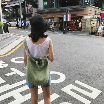 新款2018韩国东大门单肩包夏季ins超火 宽肩带布包休闲帆布斜挎包