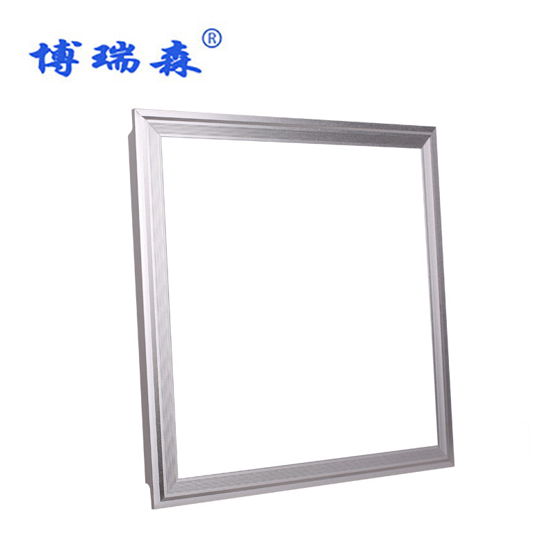 ����ɭ����ķĸ�ص�