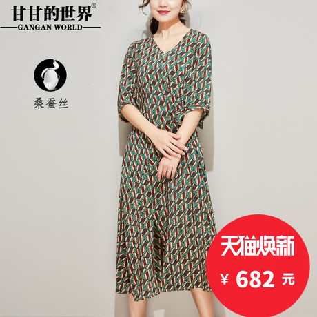 时尚真丝V领连衣裙2018夏季新款甘甘的世界桑蚕丝五分袖腰带显瘦商品大图