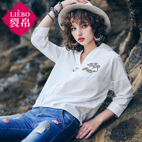 裂帛女装2018夏装新款气质都市风刺绣中袖衬衣落肩开领衬衣女商品大图