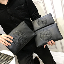 手包男2019新款 美杜莎软皮社会信封包手拿包印花商务手拎夹包潮流