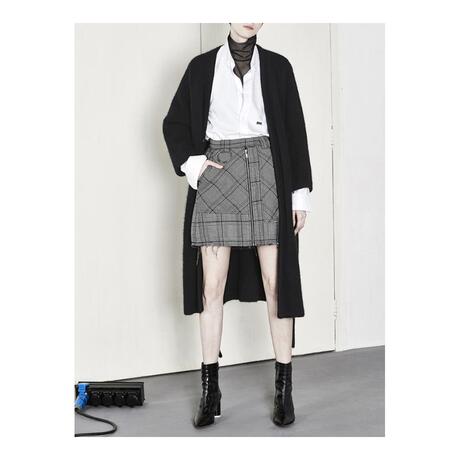预售 Mo＆Co．/摩安珂 黑色睡袍式女士开衫外套商品大图