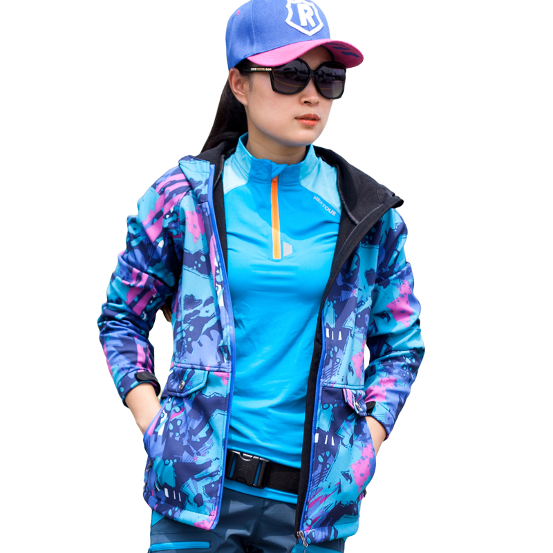 户外韩版女式迷彩软壳衣连帽抓绒衣大码加厚加绒花色冲锋衣秋冬季 户外韩版女式迷彩软壳衣连帽抓绒衣大码加厚加绒花色冲锋衣秋冬季