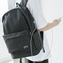 韩版简约男式双肩包实用可充电便携帆布背包青少年学生书包旅行包