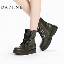 饰马丁靴 潮流系带金属装 达芙妮圆头休闲舒适厚底单鞋 Daphne