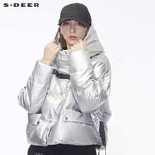 sdeer圣迪奥新潮金属光泽感面料撞色英文高领连帽羽绒服S18482463图片
